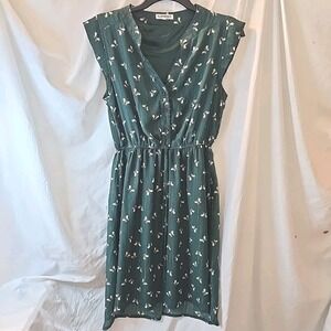 L.A. Soul All-Over Bee Print Elastic Waist V-neck Dress Whimsical Cottagecore M